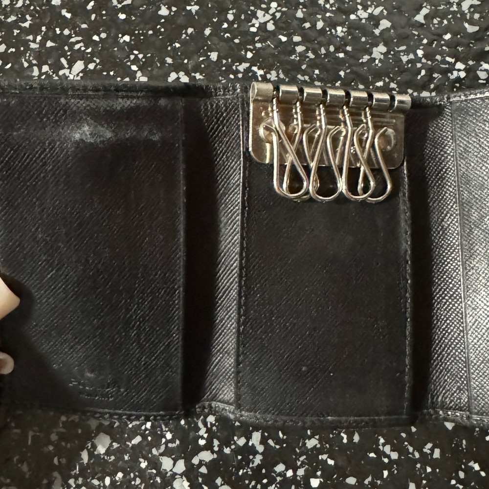 PRADA Saffiano Leather 6 Keyholder Black EUC - Picture 4 of 9